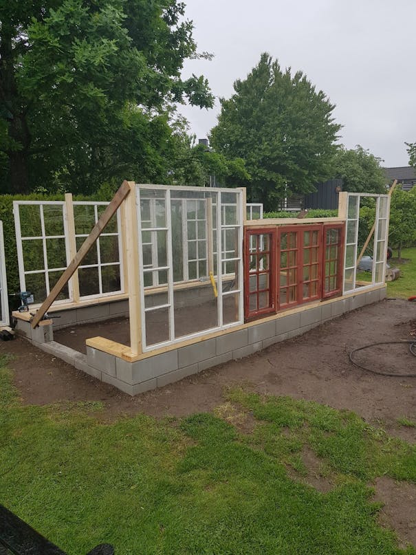 Orangeri af genbrugsmaterialer Orangeri af genbrugsmaterialer